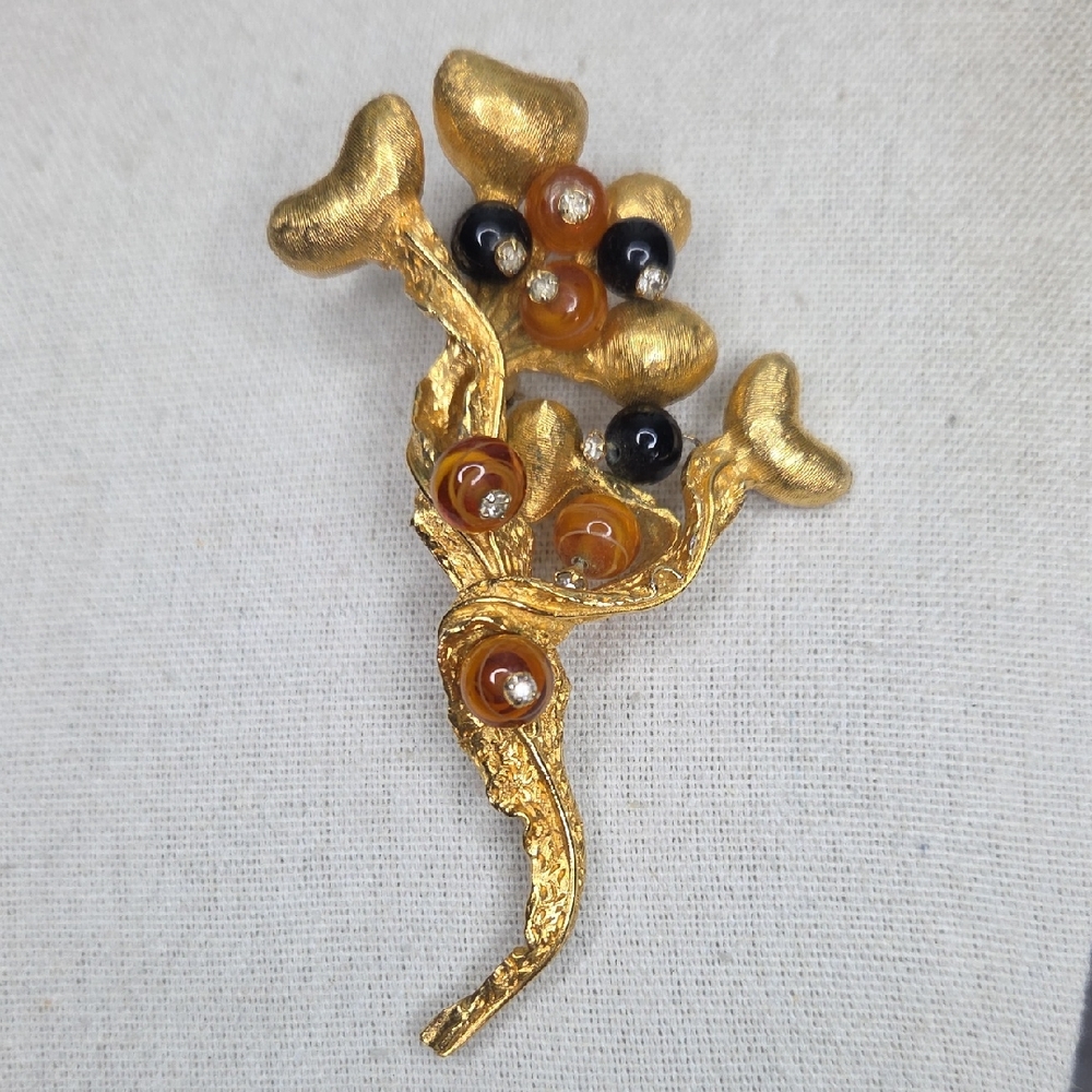 Risa Vintage reef Like Brooch Stunning 3.5" Tall